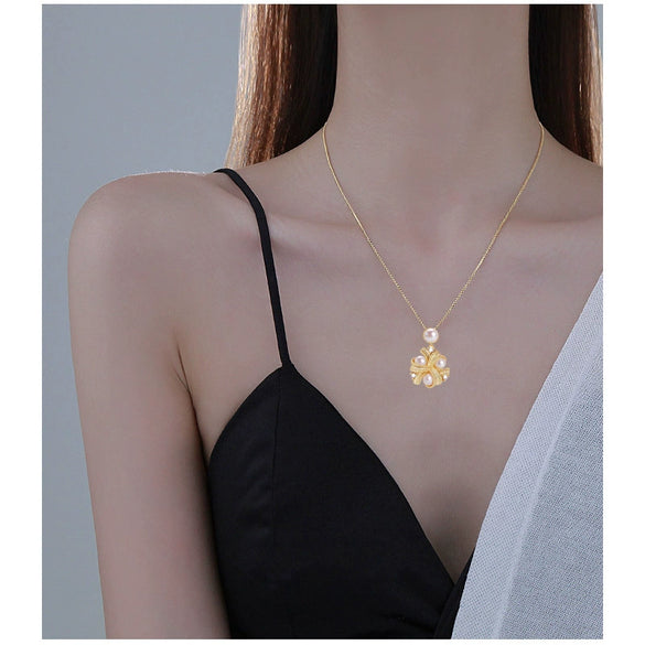Wholesale Natural Freshwater Pearl Pendant Necklace Palace Retro Style Copper Chain Flat Round And Bun Round Pearls 18K Goldfilled