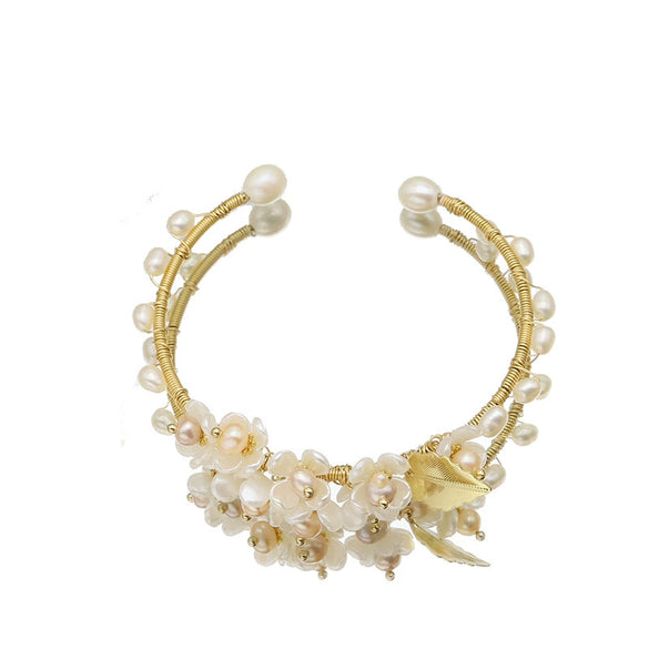 Wholesale Natural Pearl Bracelet For Women Retro Light Luxury Floral Petals Geometric Electroplated Hand Ornament