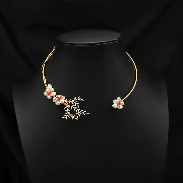 Wholesale Natural Pearl Collar Necklace For Women Handmade With Geometric And Plant Flowers Original Design Light Luxury Jewelry