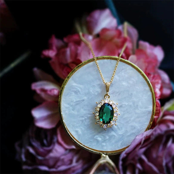 Wholesale Necklace Copper Inlaid Zircon Geometric Pendant Light Luxury Style Women's