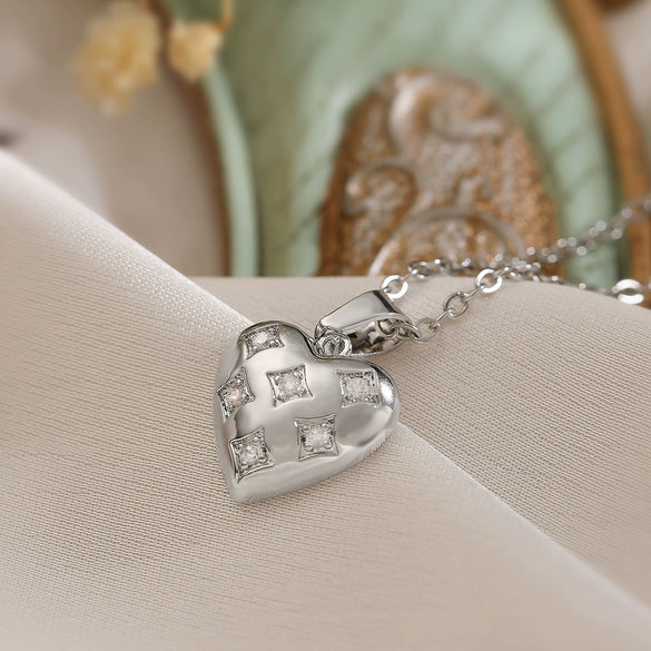 Wholesale Necklace Copper Plated Gold Zircon Geometric Love Pendant Simple Light Luxury Style For Female