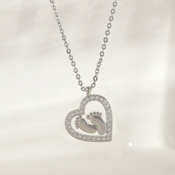 Wholesale Necklace Heartshaped Copper Gold Plated Pendant With Diamonds