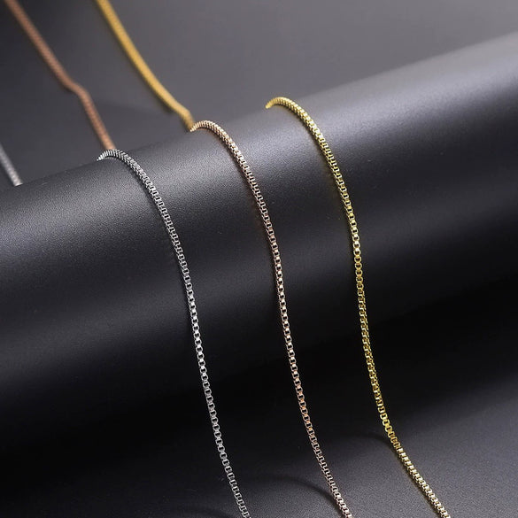 Wholesale Necklace Mixed Material Copper Zircon Inlay Oshaped Chain Box Chain Lip Chain Clip Bead Chain Pearl Chain Plain Chain Allmatch