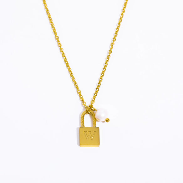 Wholesale Necklace Stainless Steel And Titanium Steel With 26 Letters Pearl Lock Pendant And 12 Constellations Handmade Ochain Plated With 18K Gold For Women