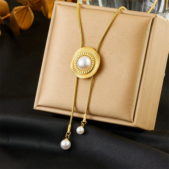 Wholesale Necklace Stainless Steel Flower Bow Tie Pattern Irregular Round Pendant Electroplating Design For Women