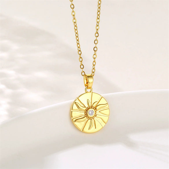 Wholesale Necklace Stainless Steel Mixed Gem Inlay Geometric Retro Golden Sun Totem Coin Sunflower Clavicle Chain For Women Electroplating