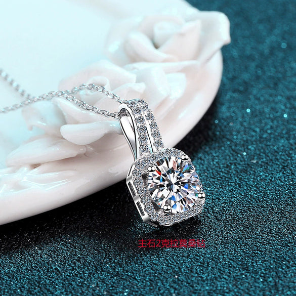 Wholesale Necklace 925 Sterling Silver Plated Pt950 Gold Star Pattern Four Claw Moissanite Pendant Cross Flower Chain For Women