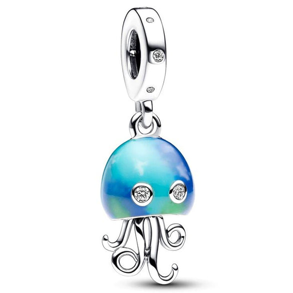 Wholesale New Design Totem Pattern Metal Pendant With Electroplating Treatment