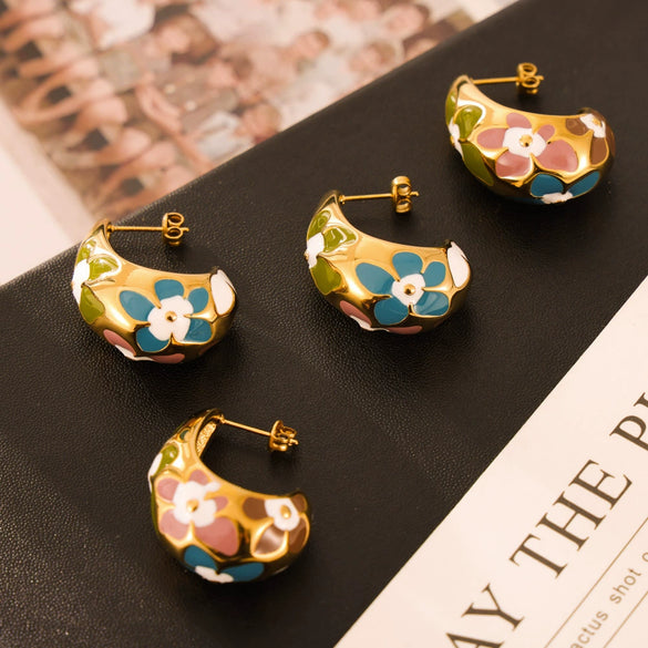 Wholesale New Retro Geometric Plant Flower Pattern Titanium Steel Drop Oil Earrings With Electroplating