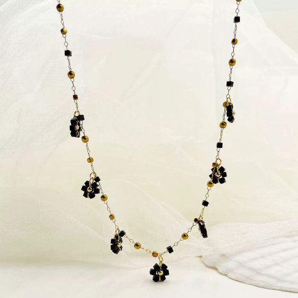 Wholesale Niche Design Light Luxury Colorful Crystal Beads Flower Pendant Stainless Steel Clavicle Chain Necklace For Women With Electroplating
