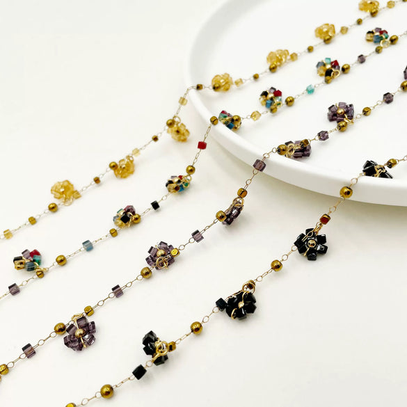 Wholesale Niche Design Light Luxury Colorful Crystal Beads Flower Pendant Stainless Steel Clavicle Chain Necklace For Women With Electroplating