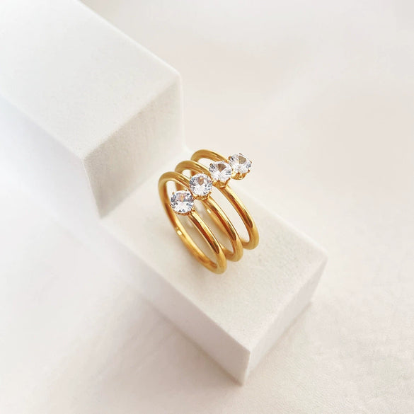 Wholesale Niche Design Super Flash Zircon Index Finger Ring Titanium Steel 18K Gold Plated With Geometric Pattern For Women