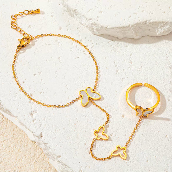 Wholesale Niche Design Titanium Steel Gold Plated Mittens Butterfly Bracelet With Heart Flower Rhombus Pattern And Electroplating Treatment