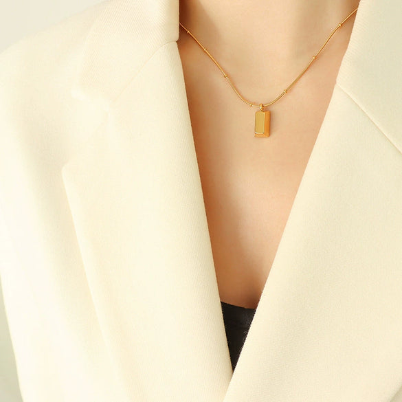 Wholesale Niche Geometric Titanium Steel Electroplated 18K Gold Mini Jewelry Set Of Necklace And Earrings