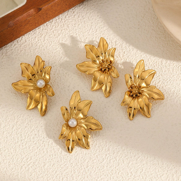 Wholesale Niche Style Flower Shape Stainless Steel 18K Goldplated Earrings For Women