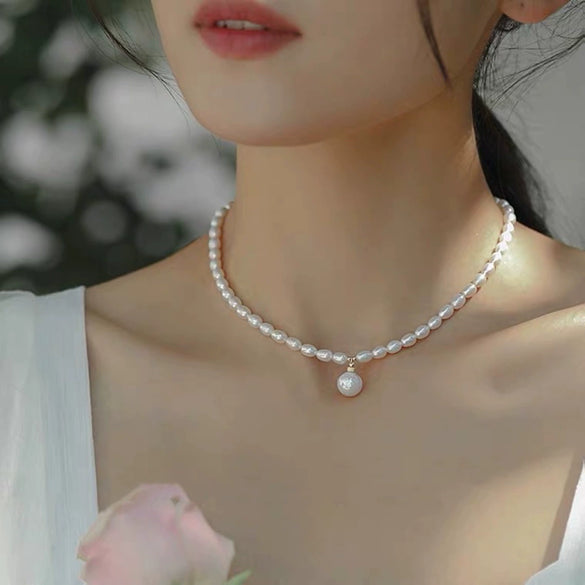Wholesale Niche Trendy Natural Baroque Freshwater Pearl And Copper Necklace For Women
