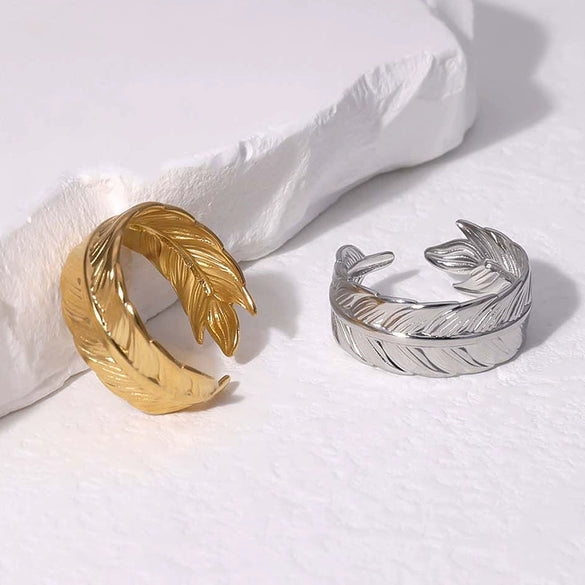 Wholesale Non Fading Titanium Steel Open Ring With Feather Tail Design 18K Gold Plated For Women