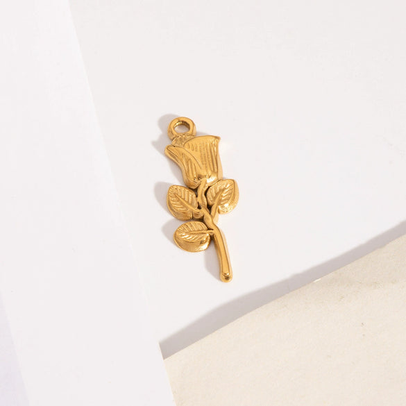 Wholesale Ocean Wind Jewelry Accessories Stainless Steel Pendant With Starfish And Love Design Classic Pattern Vacuum Real Gold Electroplating In Pvd Furnace
