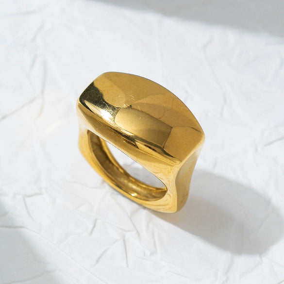 Wholesale Old Money Style Stainless Steel Geometric Wide Band Ring With Gold Plating