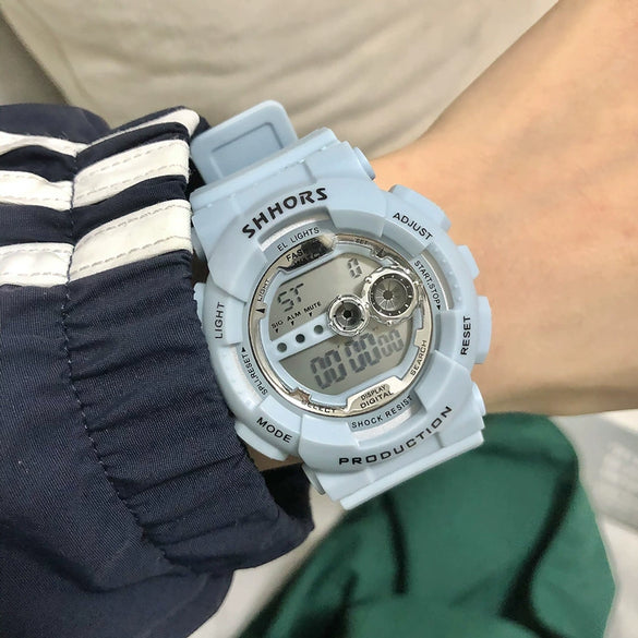Wholesale Outdoor Sports Watch Plastic And Silicone Material Leisure Style