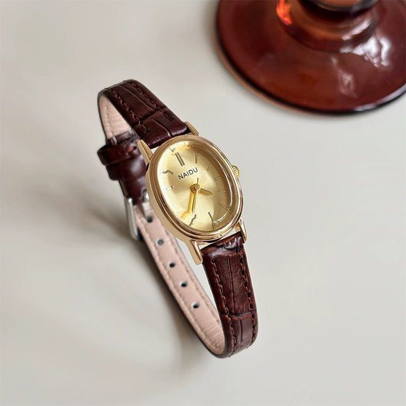 Wholesale Oval Alloy Imitation Leather Strap Quartz Watch For Female Students