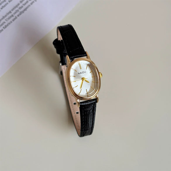 Wholesale Oval Alloy Imitation Leather Strap Quartz Watch For Female Students