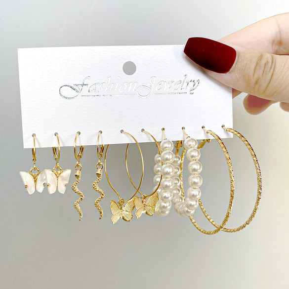 Wholesale Pack Of 5 Independent Stand Earrings In Acrylic With Butterfly Snake And Imitation Pearl Designs Rhinestones And Alloy Material With Diamond Treatment For Women