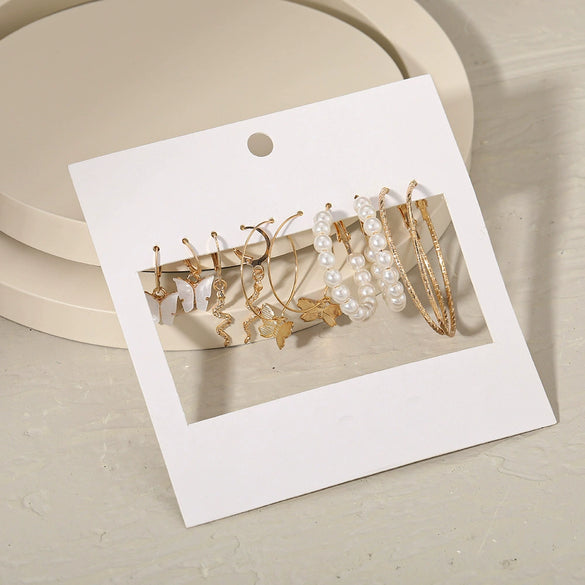 Wholesale Pack Of 5 Independent Stand Earrings In Acrylic With Butterfly Snake And Imitation Pearl Designs Rhinestones And Alloy Material With Diamond Treatment For Women