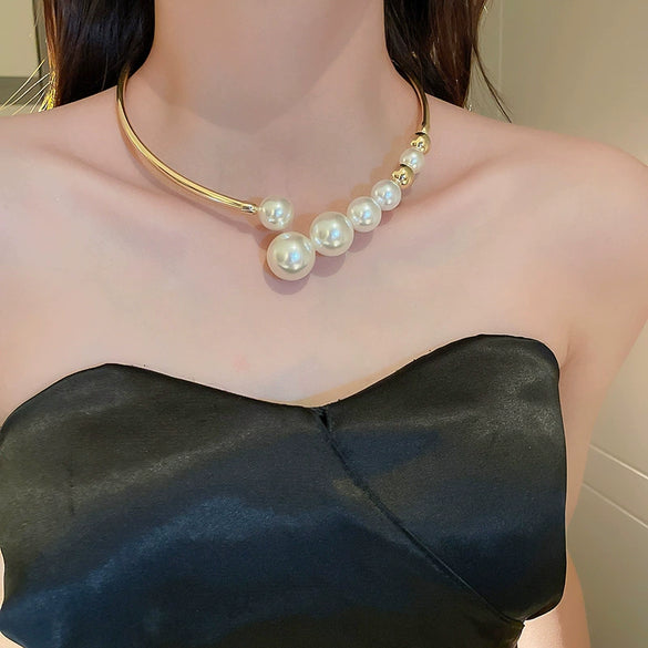 Wholesale Pearl Geometric Copper Necklace Electroplated For Women Fashion Personality Choker Collar