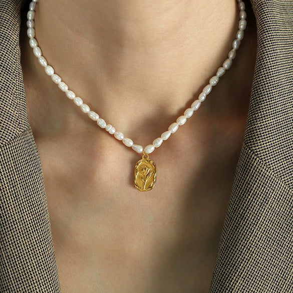 Wholesale Pearl Necklace Geometric Flower Pattern 316L Stainless Steel Pendant Electroplating For Women
