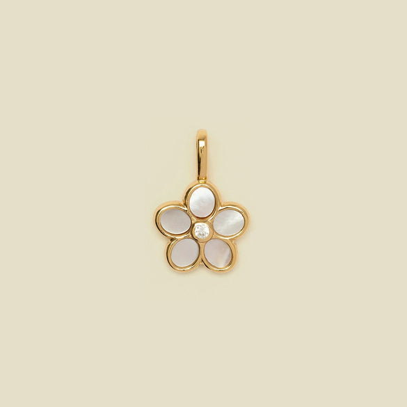 Wholesale Pendant Necklace Women's Vintage Copper Flower Cross Butterfly Love Pendant With O Chain Electroplating