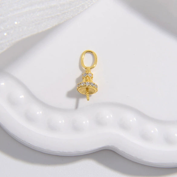 Wholesale Pendant Silver 925 Sterling Silver Minimalist Trumpet Shape Zirconia Inlaid Insect Big Hat Design