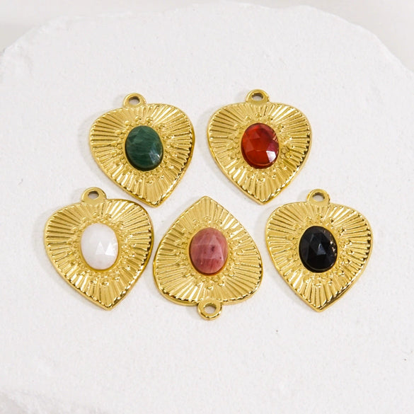 Wholesale Pendant Stainless Steel Inlaid Natural Stone Heart Shape Embossed Electroplated Retro Fashion