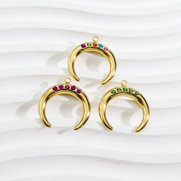 Wholesale Pendant Stainless Steel Zircon Inlaid Colored Diamond Moon Shape Electroplating Process