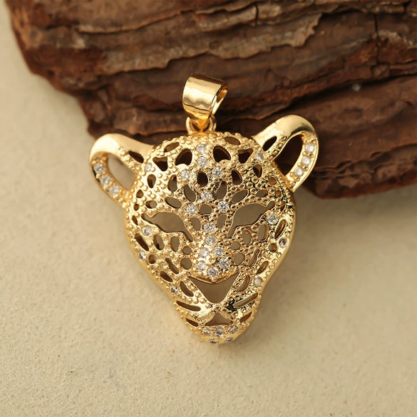 Wholesale Personality Animal Leopard Head Hollow Plated Copper Pendant Necklace For Female