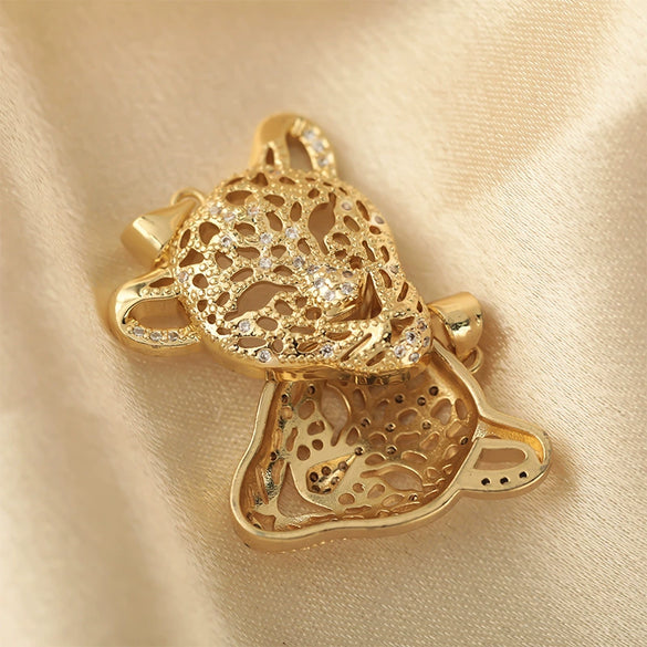 Wholesale Personality Animal Leopard Head Hollow Plated Copper Pendant Necklace For Female