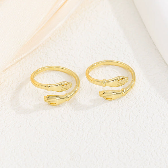 Wholesale Personality Hands Hug Couple Opening Adjustable Copper Ring