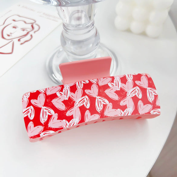 Wholesale Plastic And Resin Handmade Love Hairpin For Women In Sweet Style