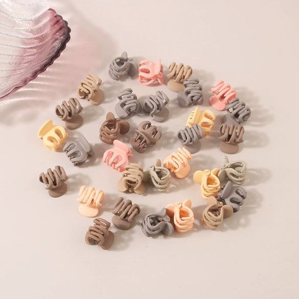 Wholesale Plastic And Resin Handmade Women's Hair Claw Clips With Cat's Eye And Flower Design