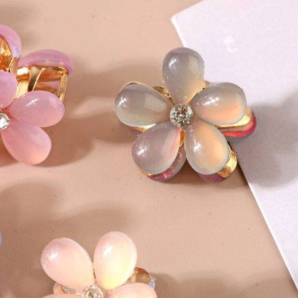 Wholesale Plastic And Resin Handmade Women's Hair Claw Clips With Cat's Eye And Flower Design