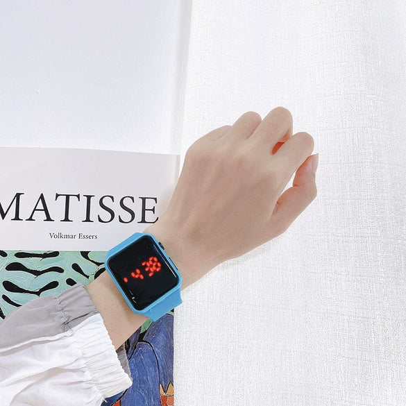 Wholesale Plastic And Silicone Square Led Electronic Digital Display Leisure Sports Watches For Students