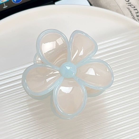 Wholesale Plastic Resin Small Fresh Frangipani Baking Paint Hair Clip For Girls