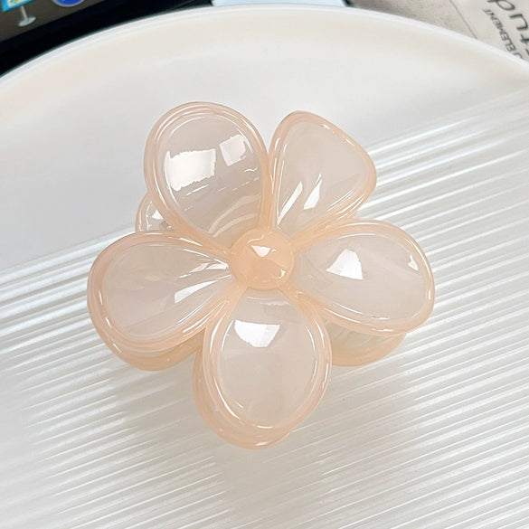 Wholesale Plastic Resin Small Fresh Frangipani Baking Paint Hair Clip For Girls