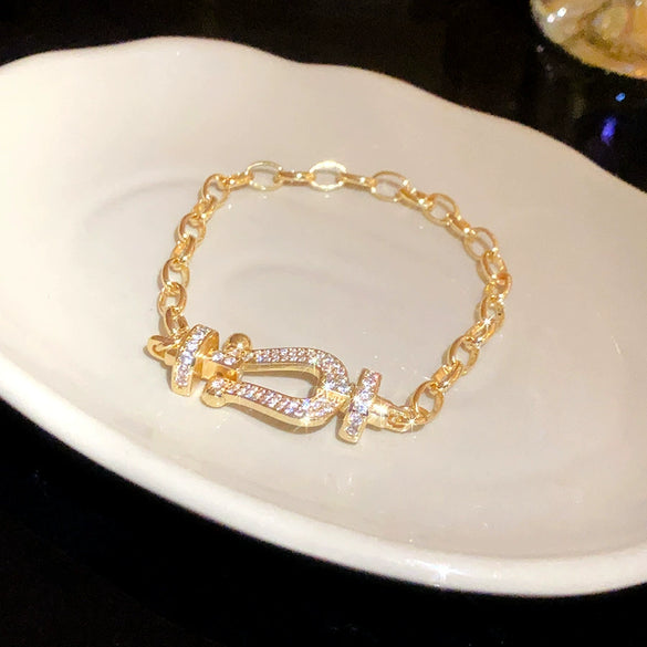 Wholesale Plastic Zircon Horseshoe Buckle Geometric Minimalist Bracelet