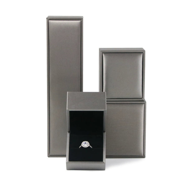 Wholesale Pu Leather Jewelry Packaging Box For Ring Pendant Necklace Bracelet With Brushed Convex Edge