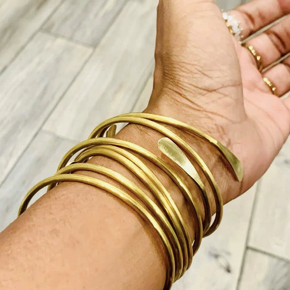 Wholesale Punk Style Exaggerated Hollow Geometric Iron Electroplated Unisex Bracelet