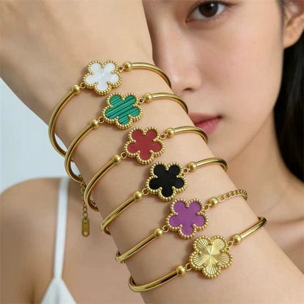 Wholesale Real Gold Electroplated Flower Titanium Steel Bracelet For Women And Unisex Light Luxury Fashion Accessory
