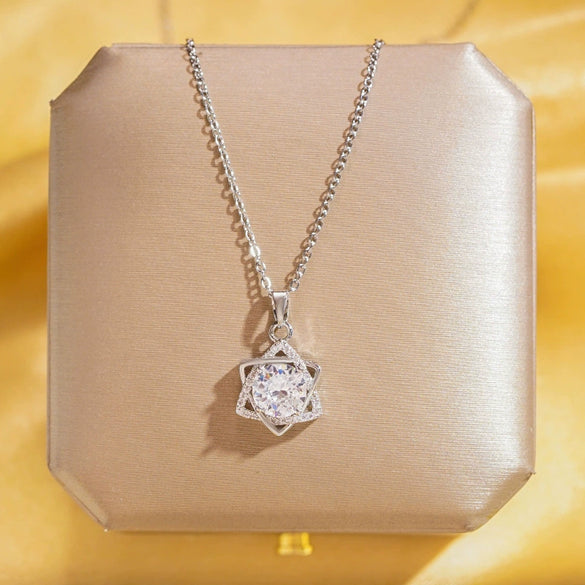 Wholesale Real Gold Electroplated Geometric Pattern Titanium Steel And Copper Necklace With Zircon And Pearl For Women Elegant Light Luxury Jewelry