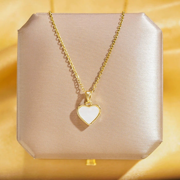 Wholesale Real Gold Electroplated Geometric Pattern Titanium Steel And Copper Necklace With Zircon And Pearl For Women Elegant Light Luxury Jewelry