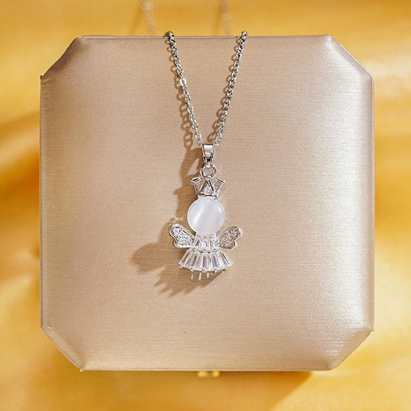 Wholesale Real Gold Electroplated Geometric Pattern Titanium Steel And Copper Necklace With Zircon And Pearl For Women Elegant Light Luxury Jewelry